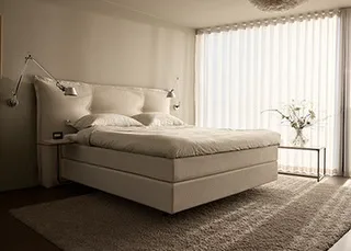 🛏️ Vilken säng är rätt för dig?

Det enkla svaret? Den som är rätt för just dig.

Vi är alla olika. Kropp, sovställning, längd, vikt och vilken känsla vi trivs med påverkar vilken säng som ger bäst stöd och komfort.

Därför tror vi inte på att bara peka ut en säng och säga ”den här är bäst”. Vi tror på att prova, jämföra och få rätt vägledning.

Hos Stegbo hittar du ett stort urval av kvalitetssängar från flera av marknadens ledande varumärken – och framför allt kunskapen som hjälper dig att välja rätt.

Kom in och provligg. Vi lyssnar på hur du sover, hjälper dig jämföra olika alternativ och guidar dig hela vägen till en säng som passar dig. 😴

👉 Börja jakten på din nya säng på stegbo.se eller besök vår stora sängavdelning i Arnäsvall.

Sov bättre. Börja med rätt säng.