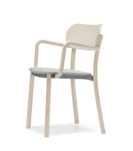 Stolab© Hundranian karmstol björk ljus mattlack klädd sits