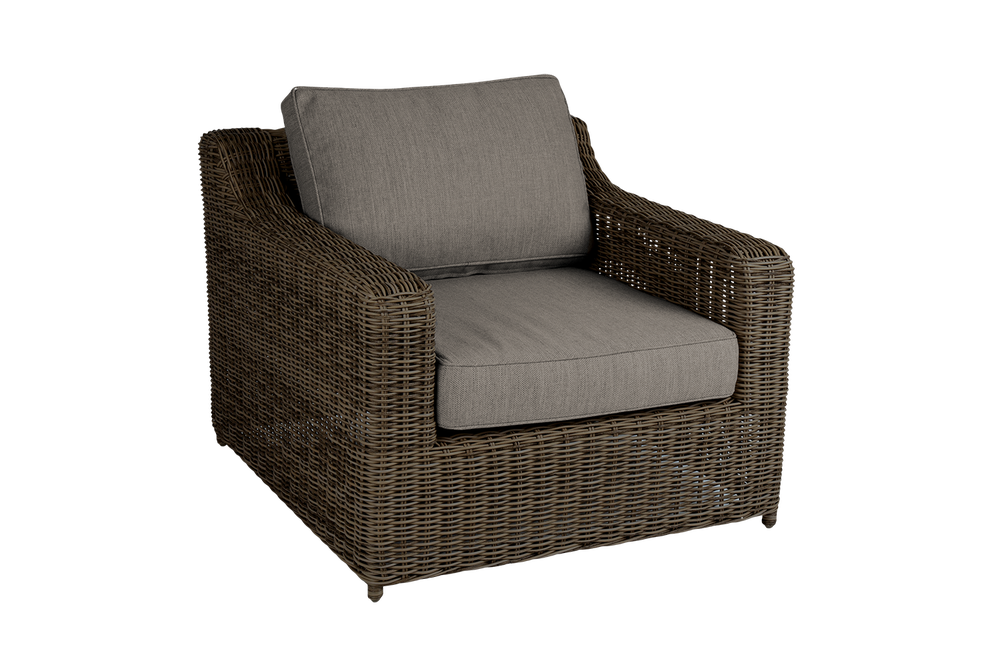 Brafab Glendon fåtölj – Klassisk loungefåtölj i rund konstrotting med vattenavvisande dyna. Rymlig komfort för uteplatsen. Köp på stegbo.se eller i Örnsköldsvik.